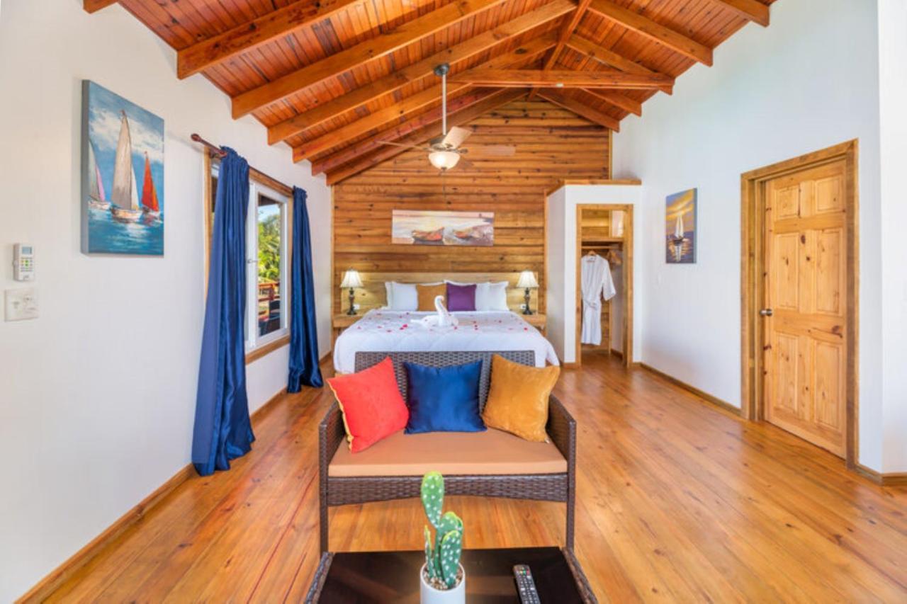 Hotel And Dive Center Roatan Yacht Club French Harbour 外观 照片