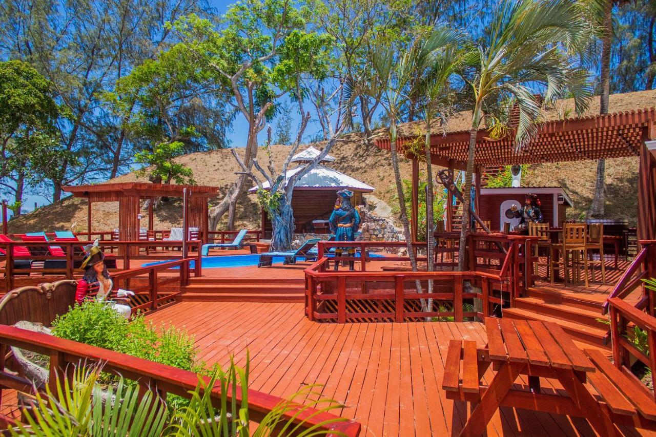 Hotel And Dive Center Roatan Yacht Club French Harbour 外观 照片