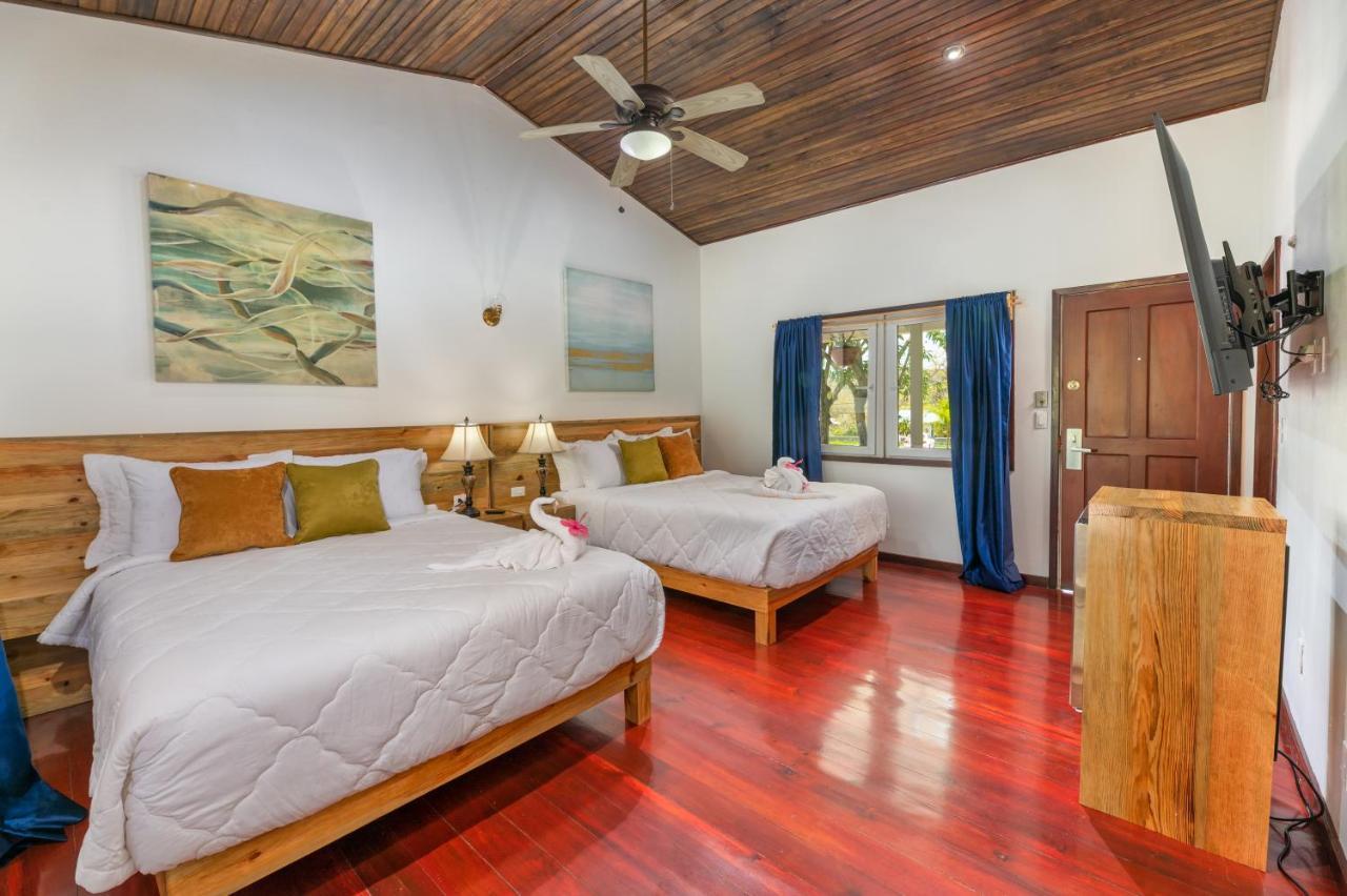 Hotel And Dive Center Roatan Yacht Club French Harbour 外观 照片