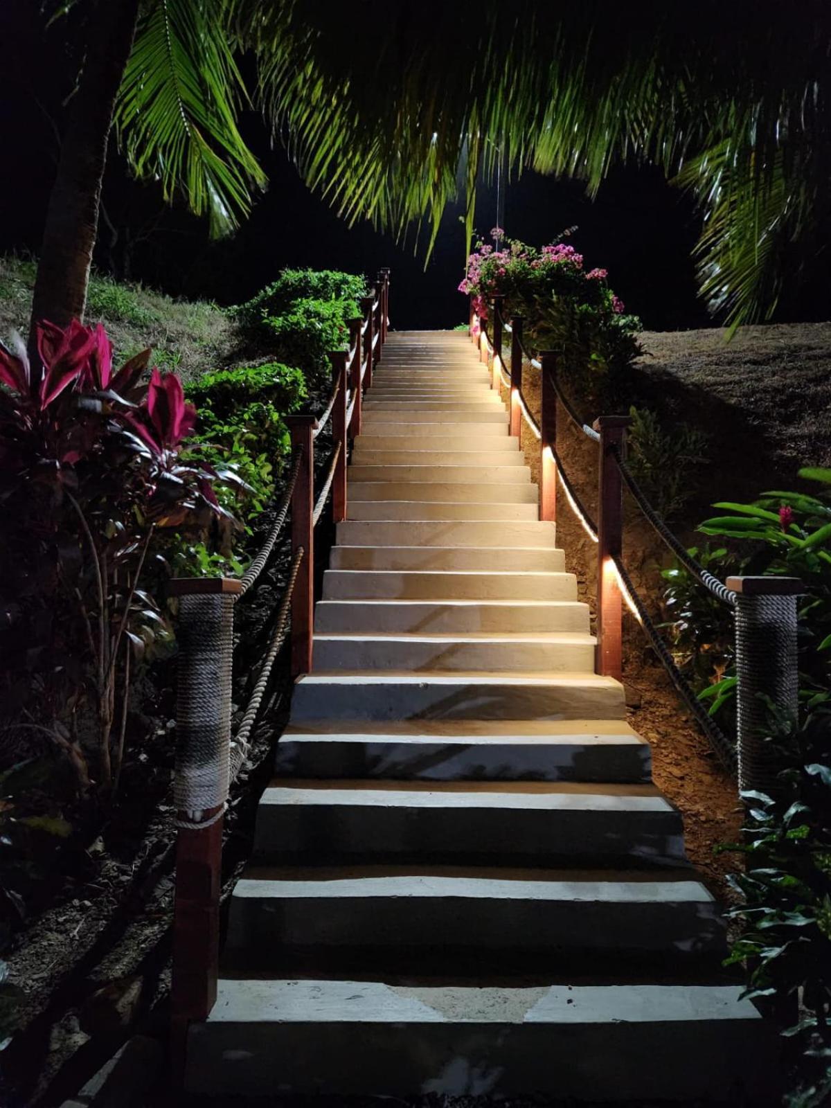 Hotel And Dive Center Roatan Yacht Club French Harbour 外观 照片